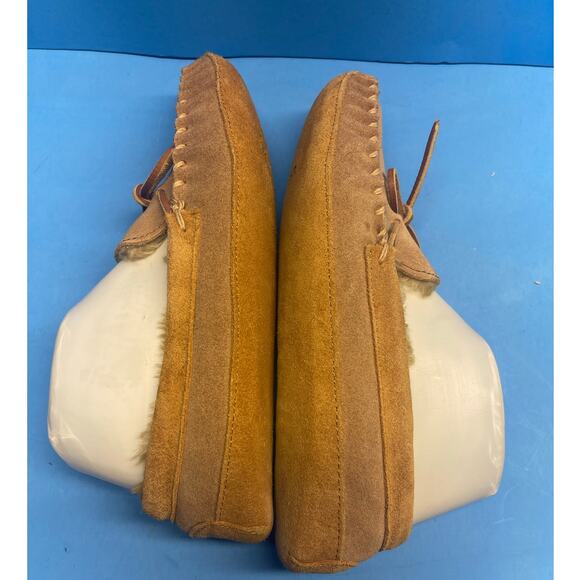 LL Bean Wicked Good Mocs Slippers Kids Size 5 Sheepskin Lamb Fur Moccasins Tan - Picture 4 of 11